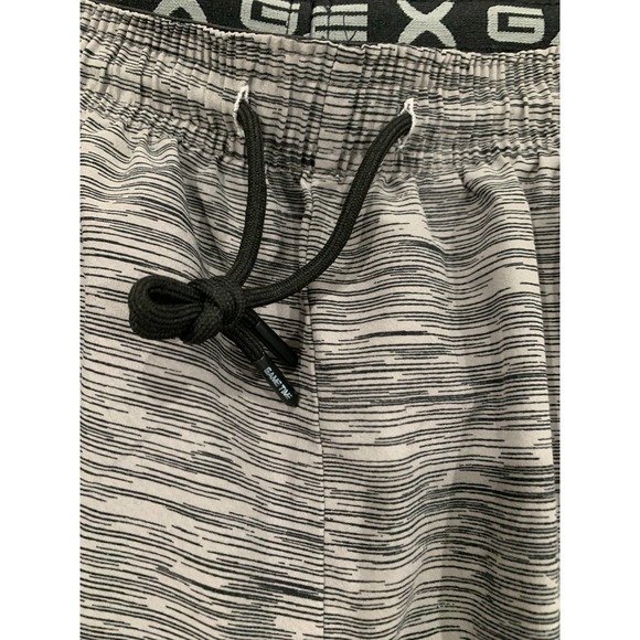 Game Time Gray Black Elastic Stretch Breathable Drawstring Shorts Pockets Size M - Picture 5 of 9